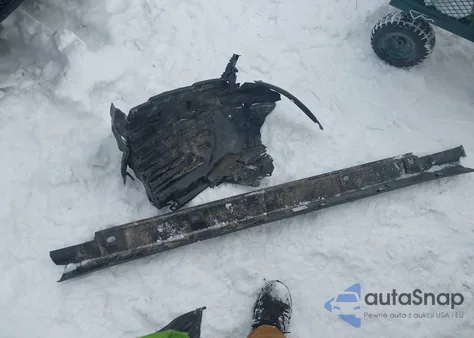 2019 Nissan Pathfinder Platinum z USA, uszkodzony, nr VIN 5N1DR2MM8KC634623